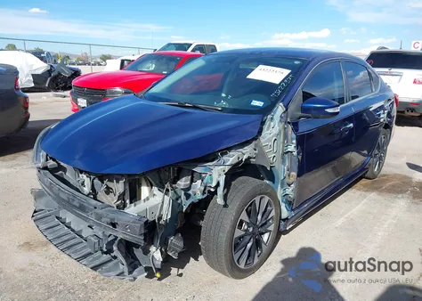 2019 Nissan Sentra Sr z USA, uszkodzony, nr VIN 3N1AB7AP0KY248151